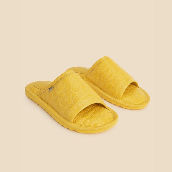 NWT By Far Ari Slip-on Slides Duckling Circular Croco Embossed Leather in Yellow - Picture 2 of 14